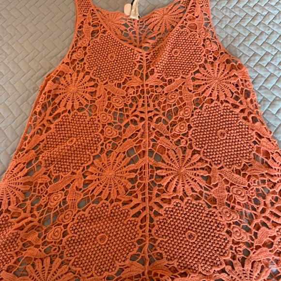 Coral Crocheted Tank - Picture 3 of 7